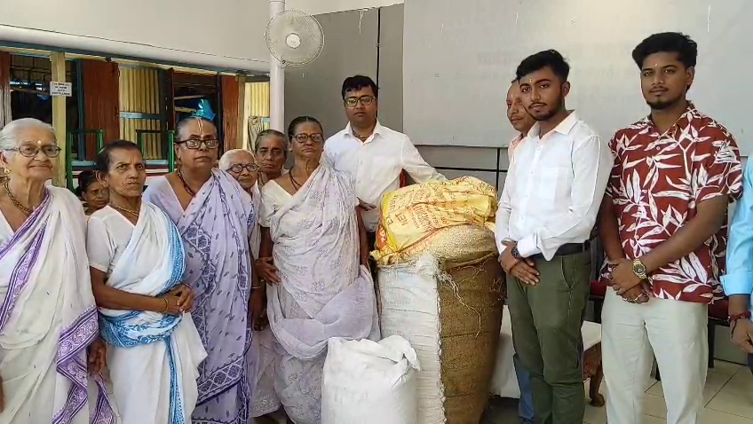 সামাজিক দায়বদ্ধতা থেকে বৃদ্ধাশ্রমের 