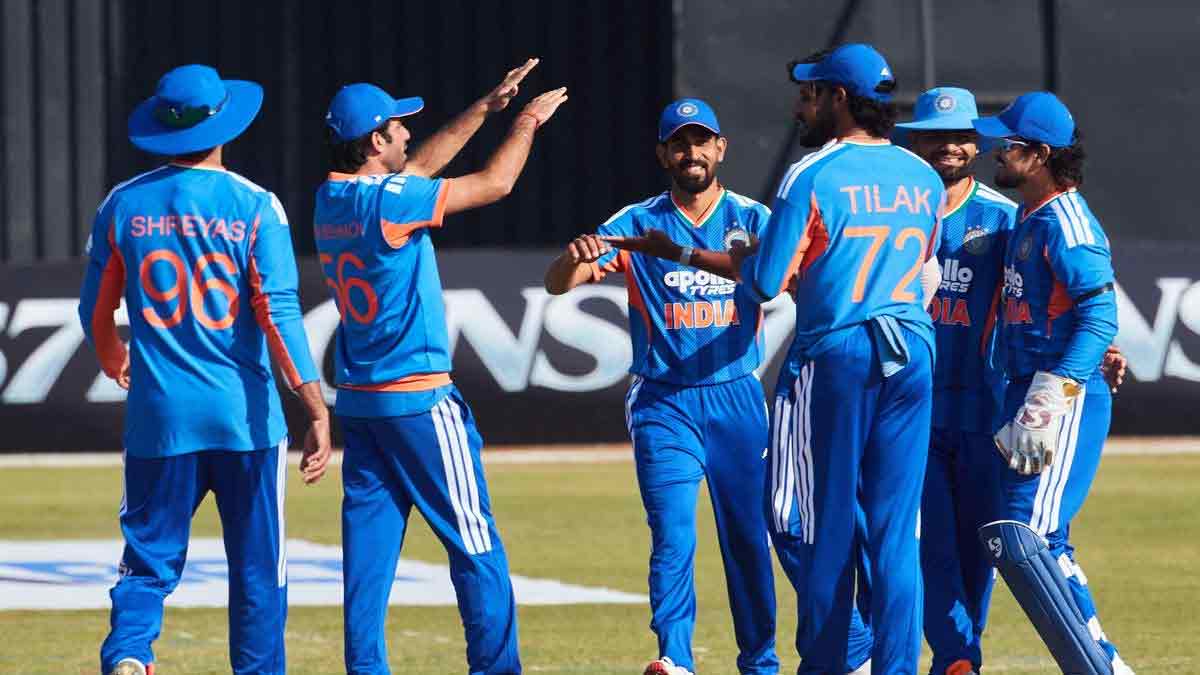 ইংল্যান্ডকে টপকে ফের শীর্ষে ভারত