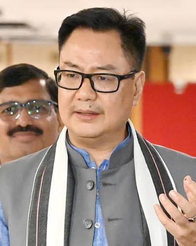 সংসদের উভয়কক্ষে প্রশ্নফাঁসরোধী বিল পাস হওয়ায় খুশি কিরেন রিজিজু